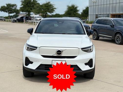 Crystal White Metallic 2023 Volvo C40 Recharge Pure Electric Twin AWD