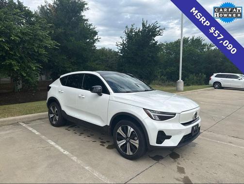 Crystal White Metallic 2023 Volvo C40 Recharge Pure Electric Twin AWD