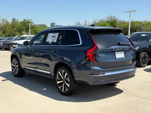 2025 Volvo XC90 B5 (2025.5) Core
