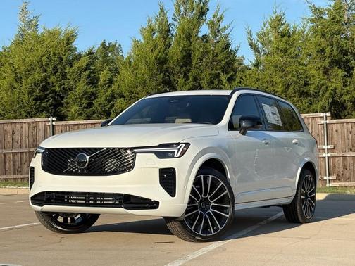 2026 Volvo XC90 B6 Ultra Dark Theme 7-Seater