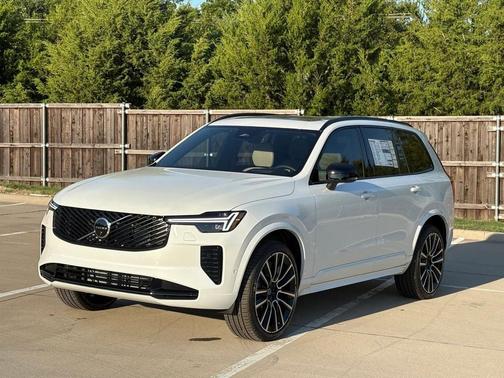 2026 Volvo XC90 B6 Ultra Dark Theme 7-Seater