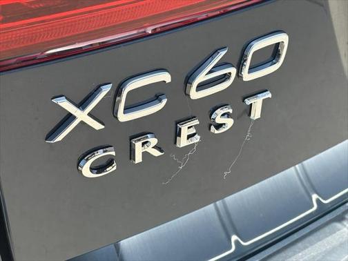 2025 Volvo XC60 B5 Ultra