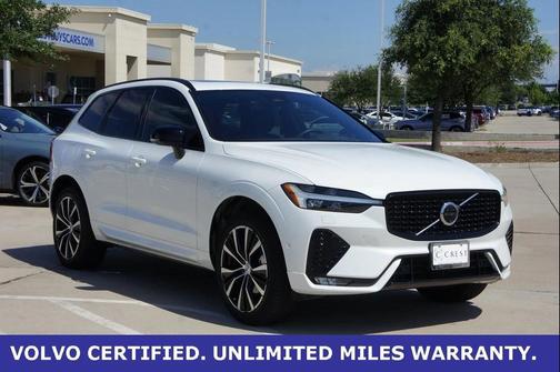 2024 Volvo XC60 B5 Plus Dark Theme