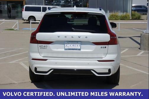 2024 Volvo XC60 B5 Plus Dark Theme