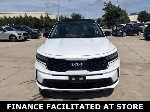 Glacial White Pearl 2022 Kia Sorento S
