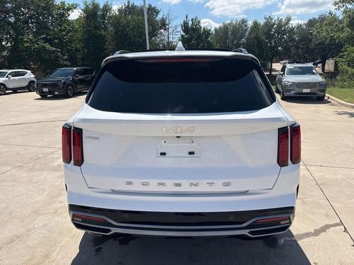 Glacial White Pearl 2022 Kia Sorento S