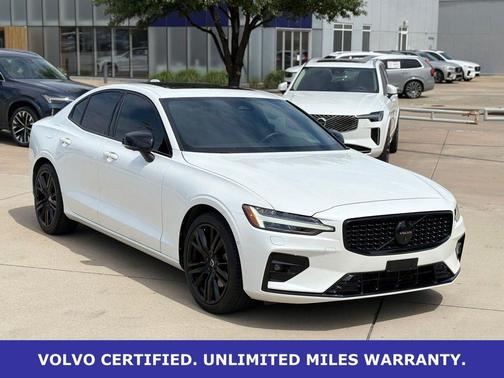 Crystal White Metallic 2024 Volvo S60 B5 Plus Black Edition