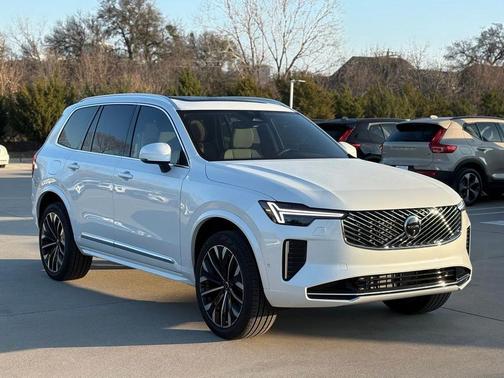 Crystal White 2026 Volvo XC90 B6 Plus 7-Seater