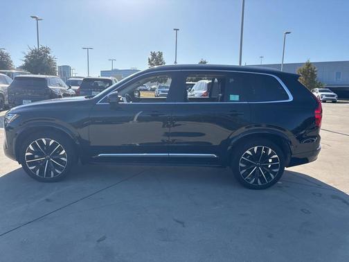 2025 Volvo XC90 B6 Plus 7-Seater
