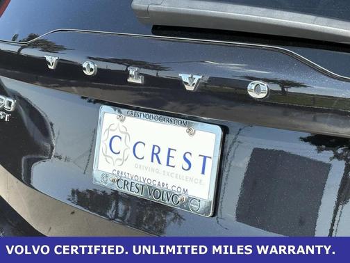 2025 Volvo XC90 B6 Plus 7-Seater