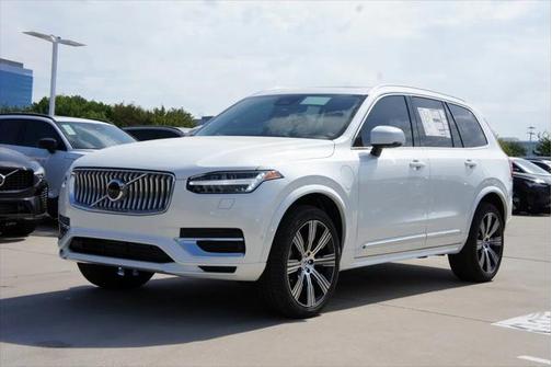 2025 Volvo XC90 Plug-In Hybrid T8 Plus 7-Seater