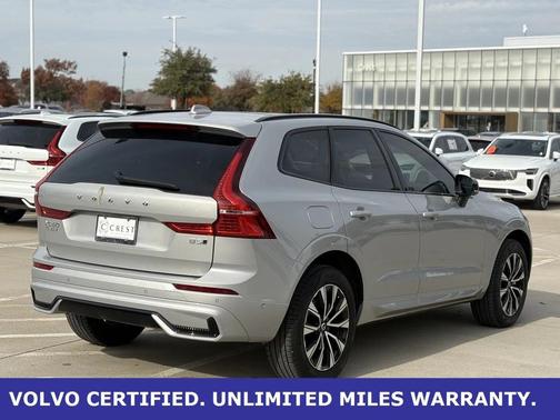 2025 Volvo XC60 B5 Plus