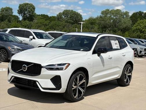 2025 Volvo XC60 Plug-In Hybrid T8 Ultra