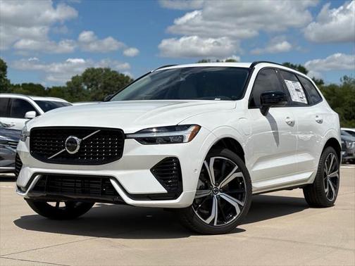 2025 Volvo XC60 Plug-In Hybrid T8 Ultra