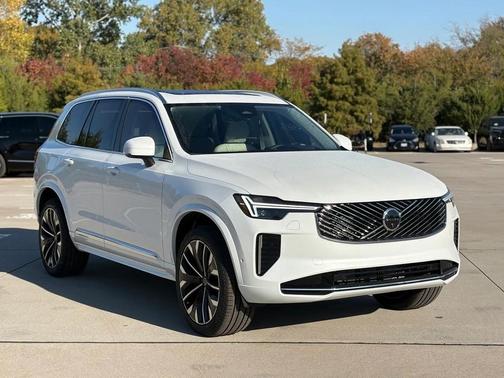 2026 Volvo XC90 B6 Ultra 7-Seater