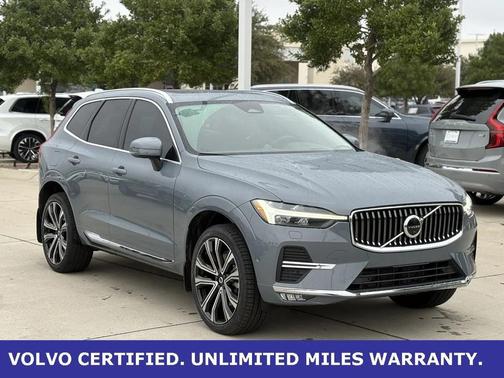 2023 Volvo XC60 B5 Ultimate Bright Theme