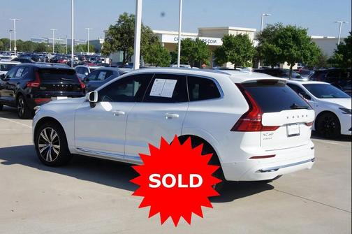 2023 Volvo XC60 B5 Plus Bright Theme