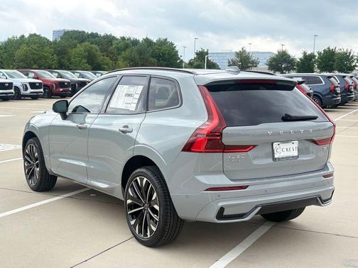 Vapour Grey 2026 Volvo XC60 B5 Ultra