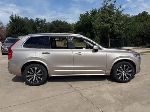 2023 Volvo XC90 B5 Core