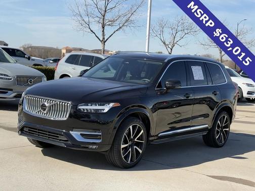 2023 Volvo XC90 B5 Plus