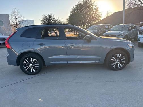 2024 Volvo XC60 B5 AWD