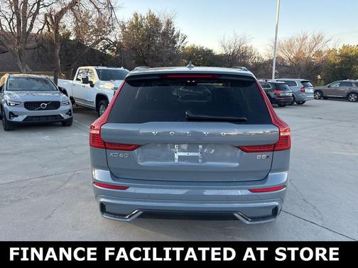 2024 Volvo XC60 B5 AWD