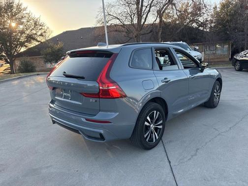 2024 Volvo XC60 B5 AWD