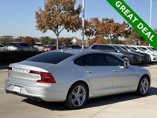 2018 Volvo S90 T5 Momentum