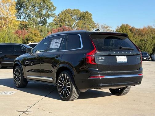 2026 Volvo XC90 B5 Ultra 7-Seater