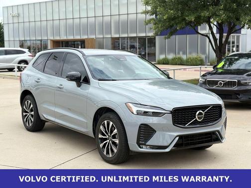 Vapour Grey Metallic 2025 Volvo XC60 B5 AWD