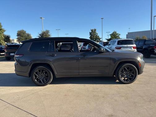 2025 Jeep Grand Cherokee L Summit