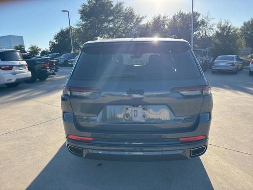 2025 Jeep Grand Cherokee L Summit