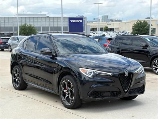 2022 Alfa Romeo Stelvio Veloce
