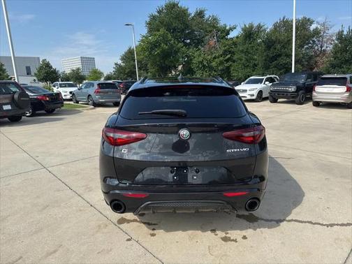 2022 Alfa Romeo Stelvio Veloce