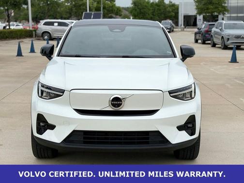Crystal White Metallic 2023 Volvo C40 Recharge Pure Electric Twin Plus