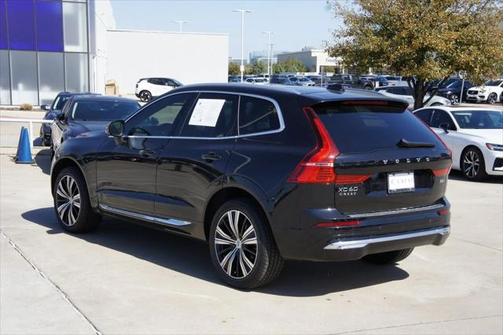 2022 Volvo XC60 B5 Inscription