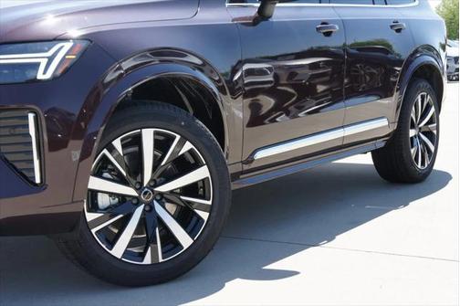 2025 Volvo XC90 B5 (2025.5) Core