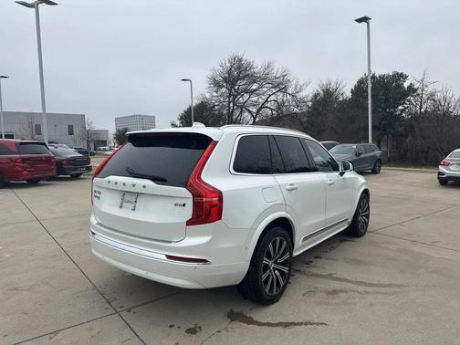 2023 Volvo XC90 B6 Plus 7-Seater