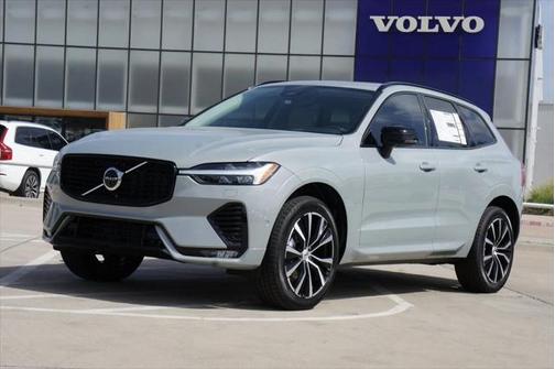 2025 Volvo XC60 B5 Plus