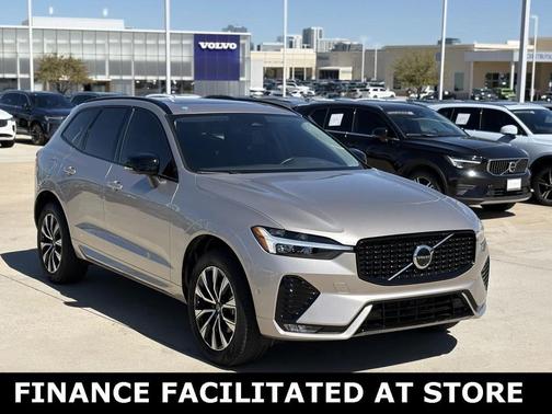 2025 Volvo XC60 B5 Plus