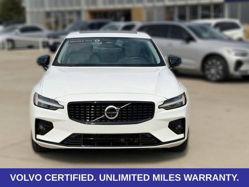 Crystal White Metallic 2024 Volvo S60 B5 Plus Dark Theme