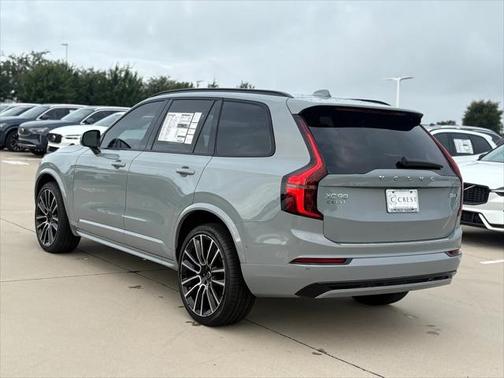 2026 Volvo XC90 B6 Ultra Dark Theme 7-Seater