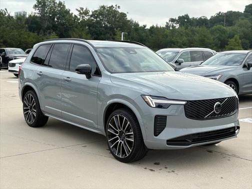 2026 Volvo XC90 B6 Ultra Dark Theme 7-Seater