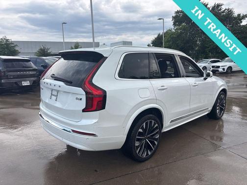 Crystal White Metallic 2025 Volvo XC90 B6 Plus 7-Seater