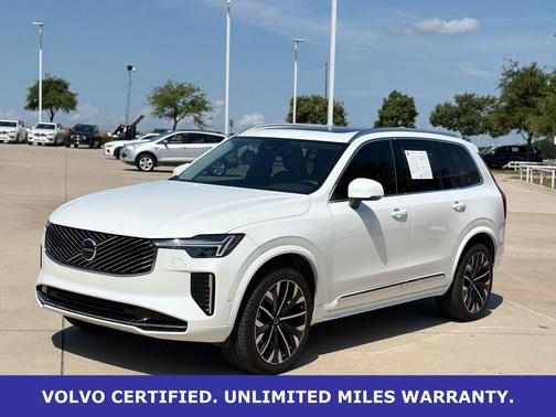 Crystal White Metallic 2025 Volvo XC90 B6 Plus 7-Seater