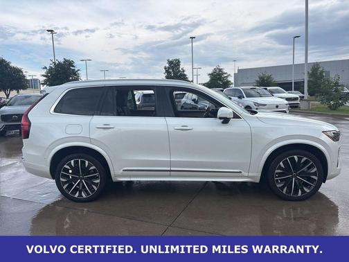 Crystal White Metallic 2025 Volvo XC90 B6 Plus 7-Seater