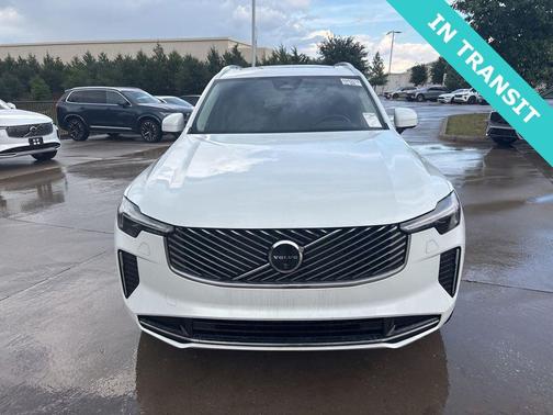 Crystal White Metallic 2025 Volvo XC90 B6 Plus 7-Seater