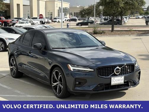 2025 Volvo S60 B5 AWD