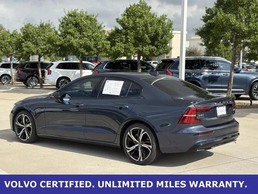 2025 Volvo S60 B5 AWD