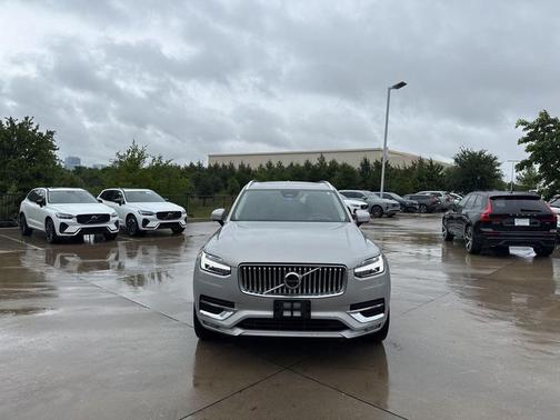 Silver 2023 Volvo XC90 Ultimate